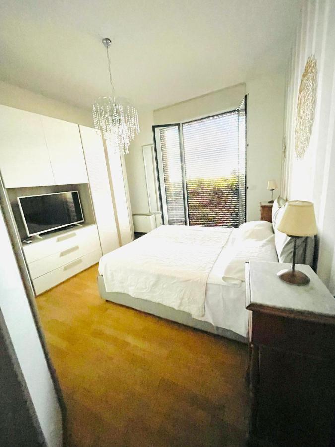 Bologna Holiday Inn المظهر الخارجي الصورة